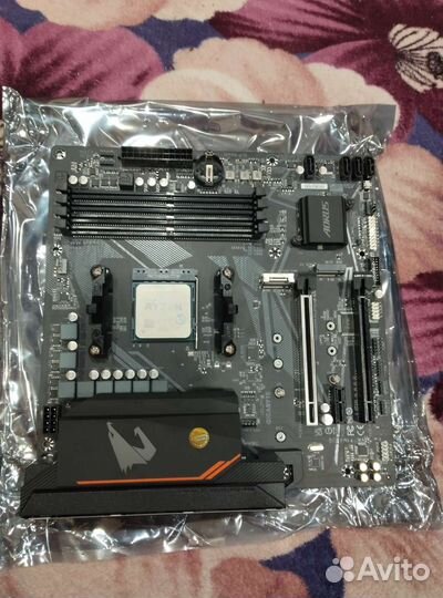 Материнская плата gigabyte B550M aorus elite