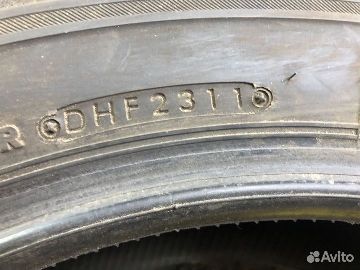 Bridgestone Blizzak Revo GZ 215/60 R17 96S