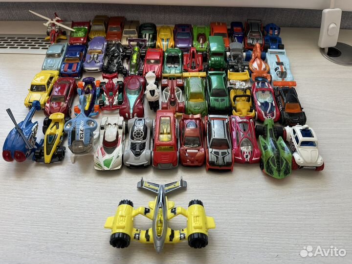 Машинки хот вилс hot wheels