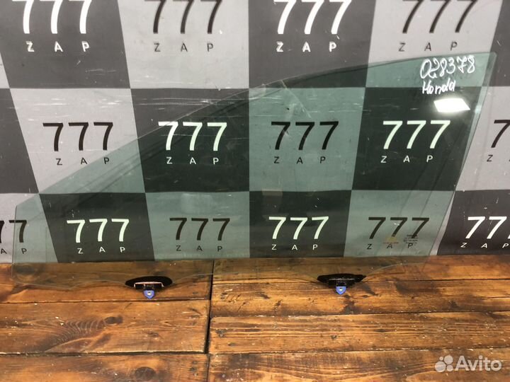 Стекло двери передней левой Toyota Camry 50 55