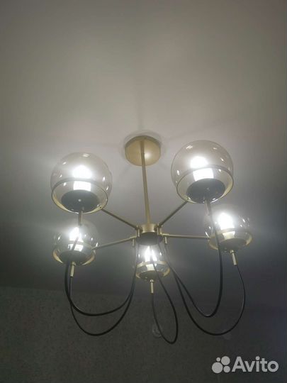 Люстра потолочная новая