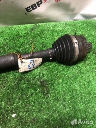 Привод передний правый Volkswagen Passat B5 седан