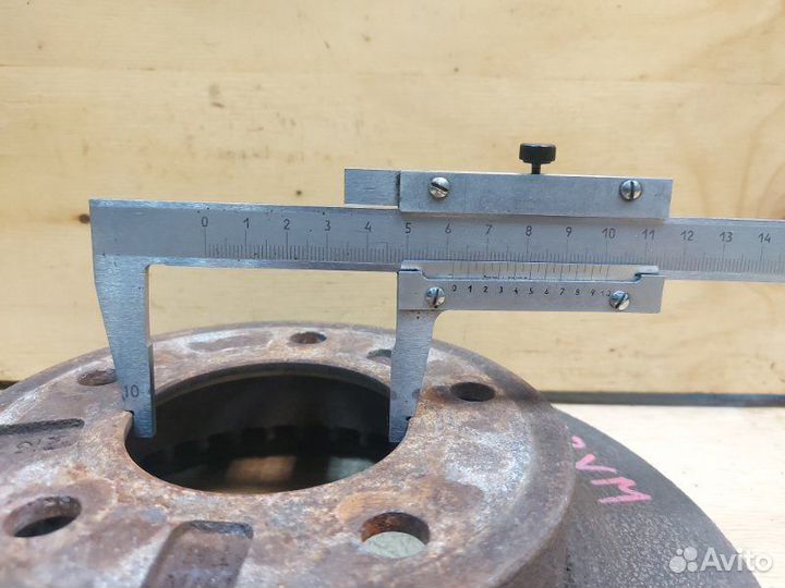 Диск тормозной передний Mitsubishi Delica Van