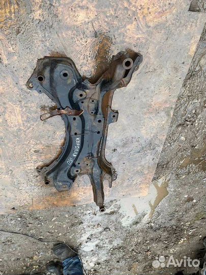 Подрамник передний Toyota Corolla 150