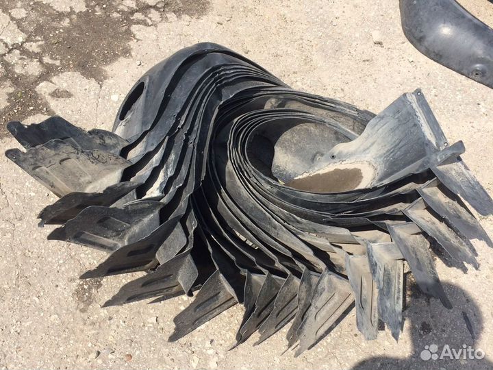 Подкрылок передний правый левый Vesta цена за шт