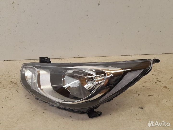 Фара левая Hyundai Solaris 1 2011-2014