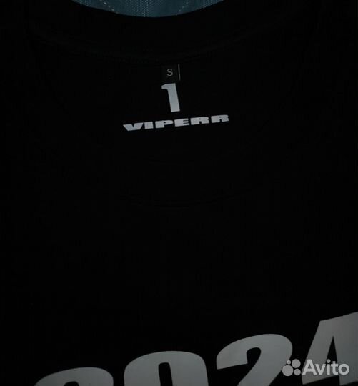 Мерч viperr 2024 лонгслив
