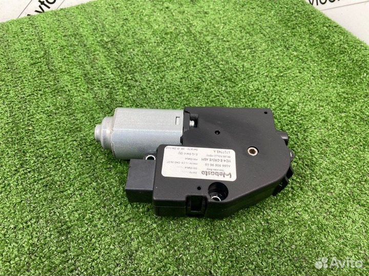 Мотор люка Mercedes-Benz Gle-Class W166