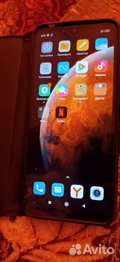 Мобильные телефоны бу редми