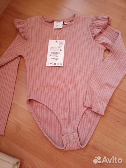 Пакет вещей на девочку zara 110-116
