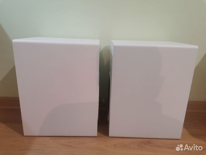 Yamaha HS8W 2-полосный студийный монитор 120Вт