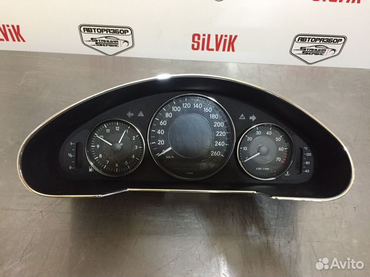 Панель приборов mercedes W219 CLS