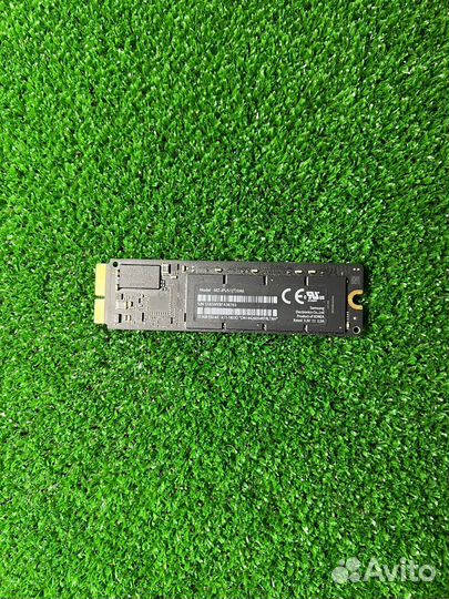 Apple SSD 512 гб