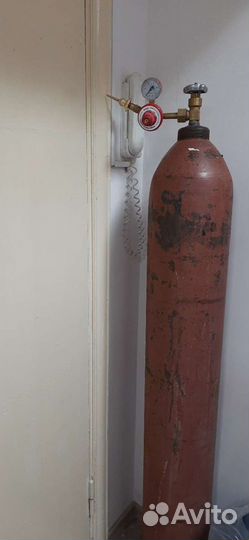 Гелиевый баллон с редуктором