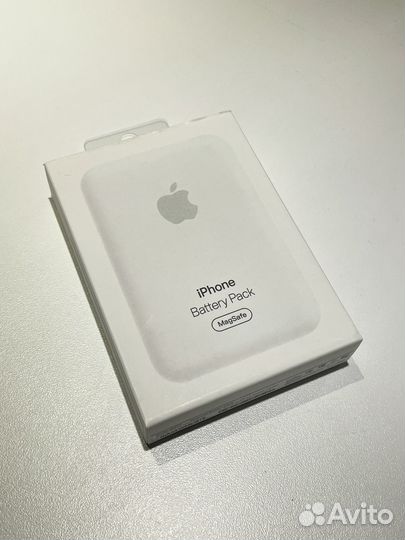 Беспроводной повербанк Apple MagSafe Battery Pack