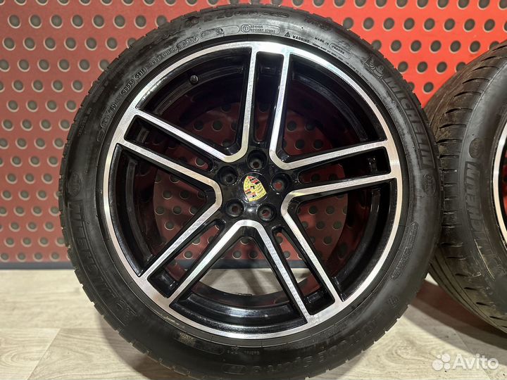 Диски с резиной Porsche Macan R20