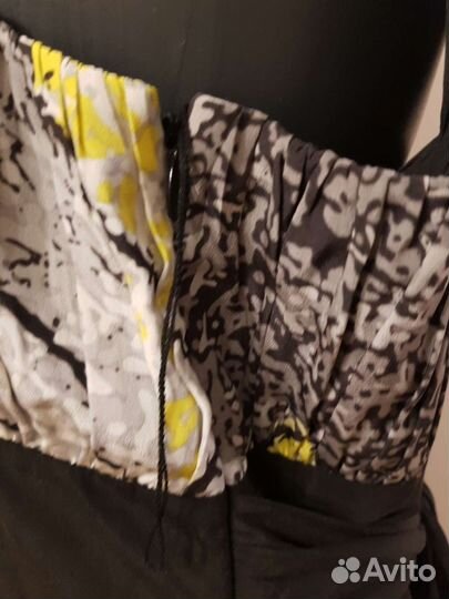 50 Emilia lay Германия шелк 100. New. Вещи знамени