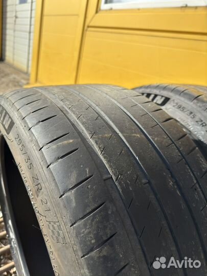 Michelin Pilot Sport 4 S 295/35 R21 107Y