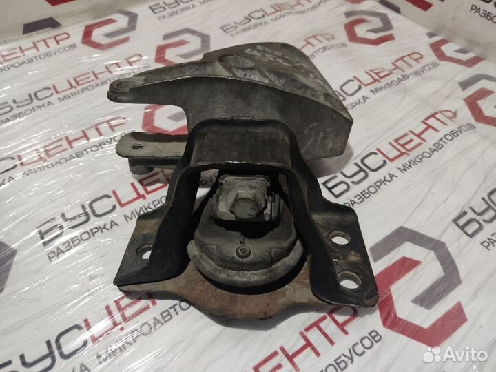 Подушка, опора двигателя правая Рено Меган 2