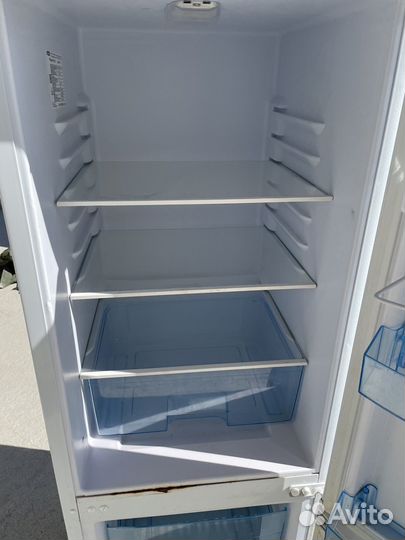 Холодильник