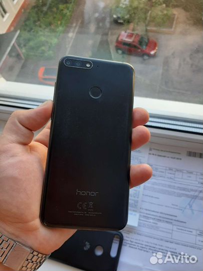 Телефон honor 7c