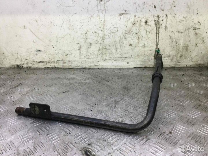 Трубка охлаждающей жидкости металлическая Мерседес