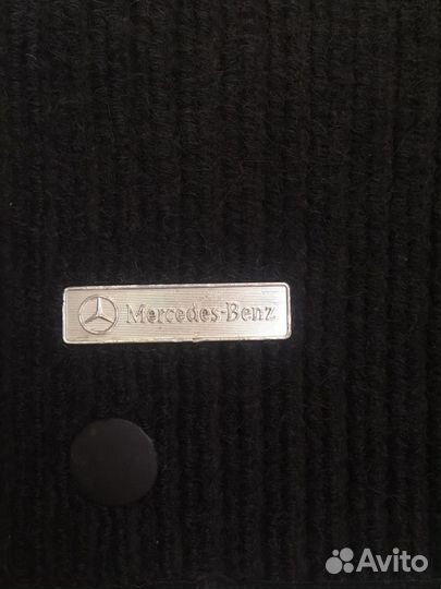 Ковры в салон автомобиля mercedes