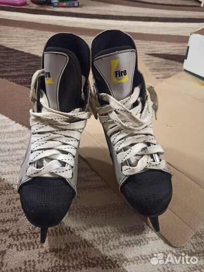 Коньки хоккейные 36 размер