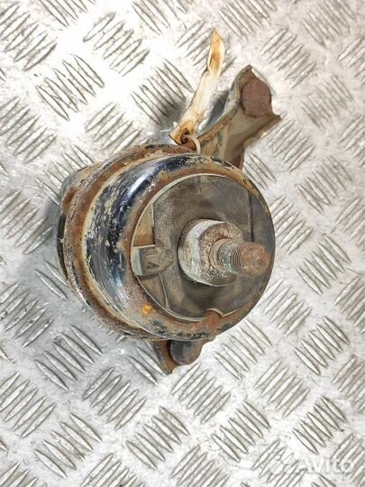 Опора двигателя правая Toyota Camry v40