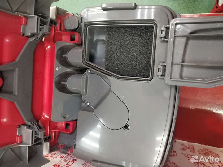 Моющий пылесос Zelmer Aquawelt 1500 T08