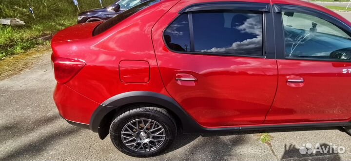 Renault Logan Stepway 1.6 CVT, 2018, 95 000 км