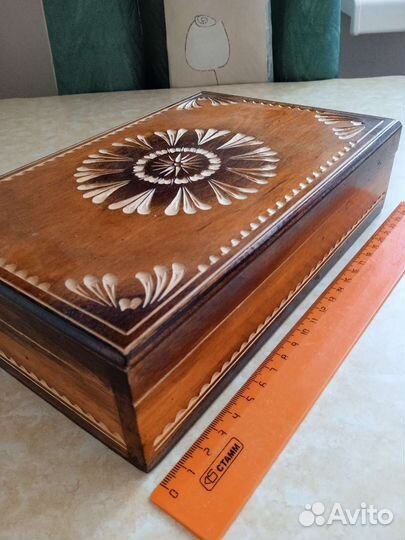 Шкатулка деревянная с резьбой СССР