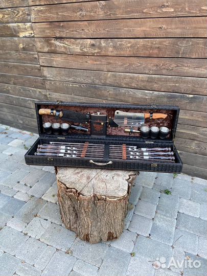 Подарочный шашлычный набор в кейсе опт/розница