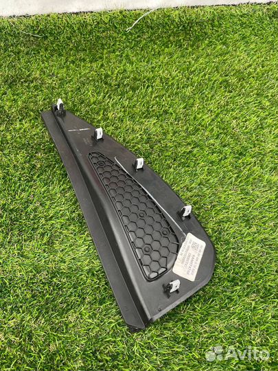 Декоративная накладка торпедо Jeep Wrangler JL