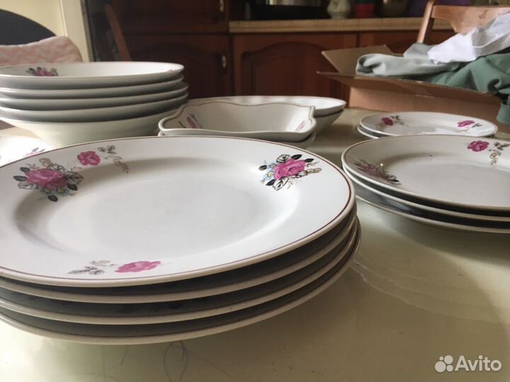 Сервиз столовый D.P.R.K