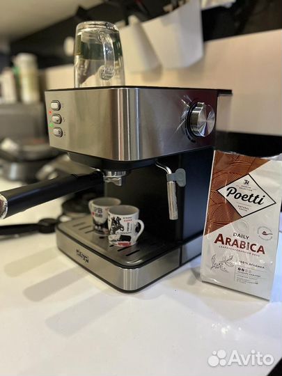 Кофемашина профессиональная рожковая