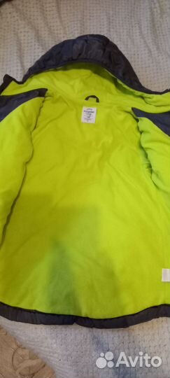 Куртка демисезонная на мальчика 146р