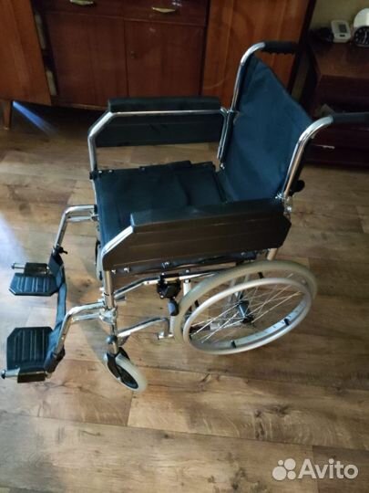 Инвалидная коляска складная бу