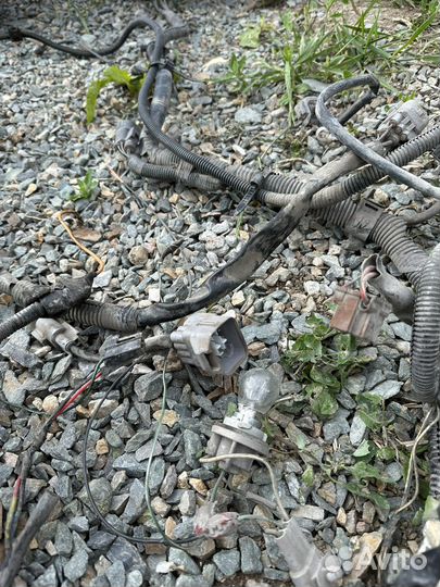 Блок предохранителей подкапотный cruiser 80