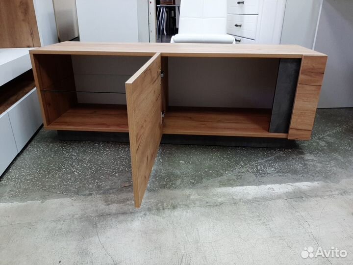 Тумба тв 1,3 м дуб золотой