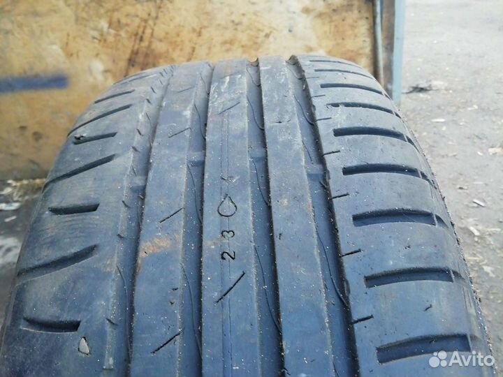 Nokian Tyres Hakka Z 215/55 R16