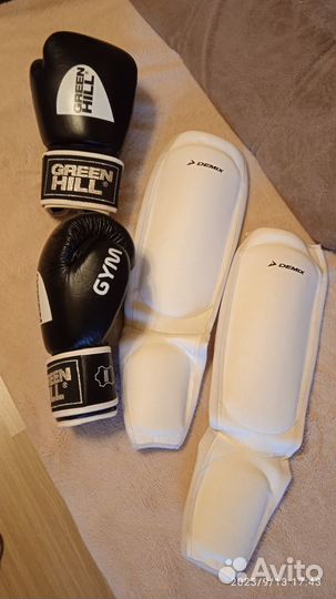 Перчатки для единоборств