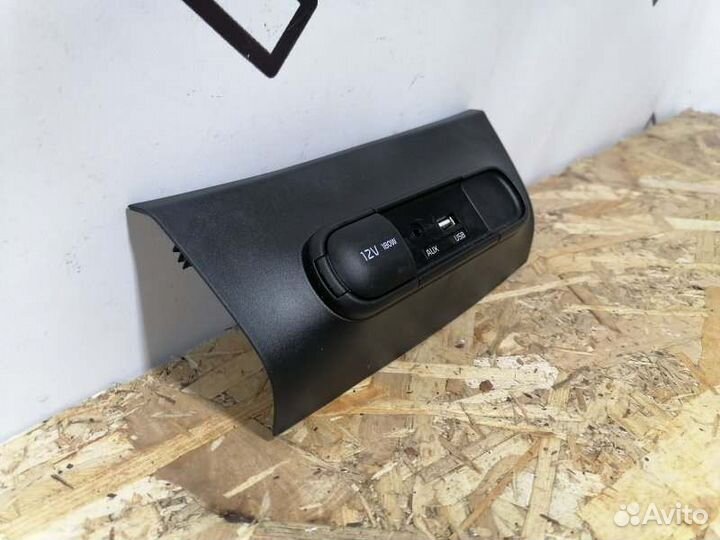 Накладка центральной консоли Kia Soul 2 Рестайл