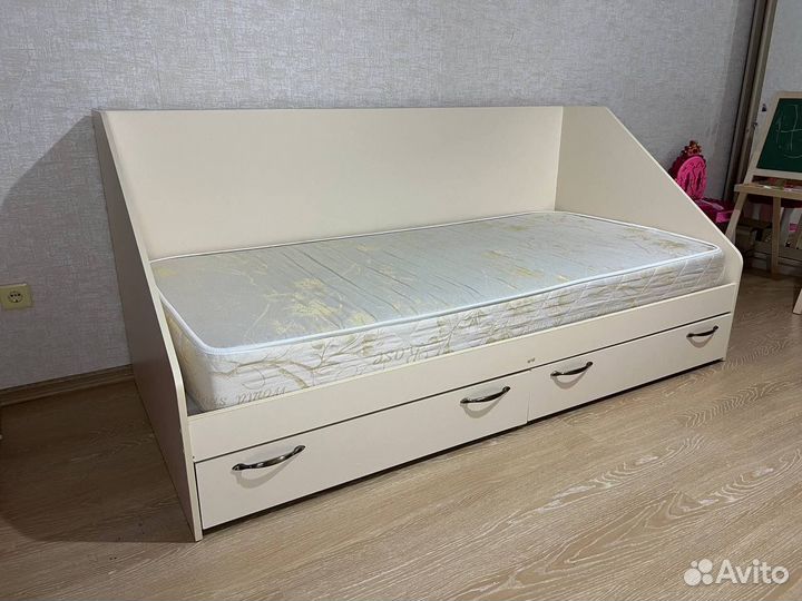 Кровать детская 190х90