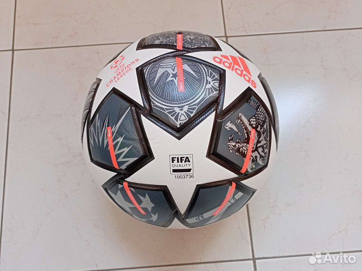 Футбольный мяч Adidas Лига Чемпионов 2021