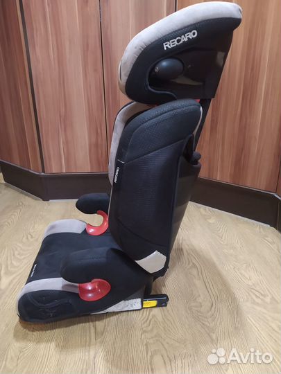 Детское автокресло Recaro Monza Nova