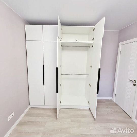 Шкаф распашной