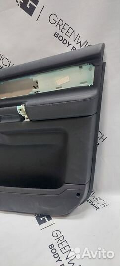 Обшивка двери передняя правая Land Rover Discovery