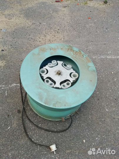 Центрифуга для лаборатории времен СССР