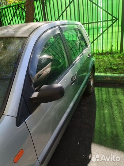 Ford Fusion 1.6 МТ, 2005, битый, 190 000 км